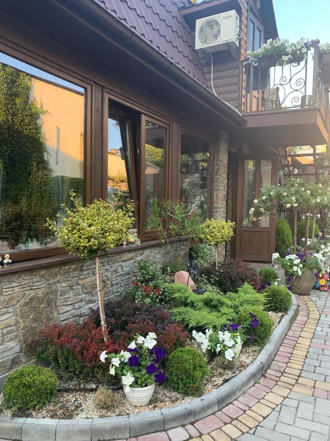 Celebrity Villa Kamyanets-Podilski Dış mekan fotoğraf