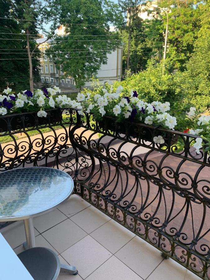 Celebrity Villa Kamyanets-Podilski Dış mekan fotoğraf