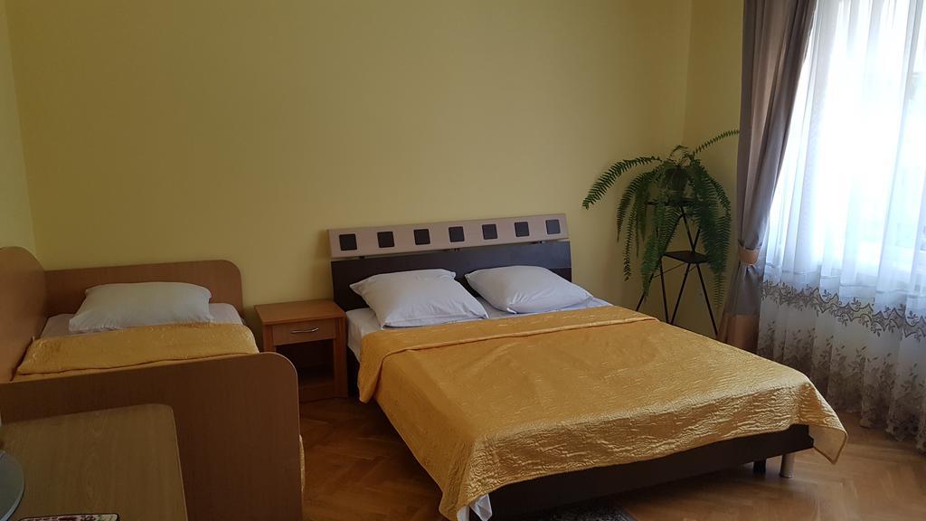 Celebrity Villa Kamyanets-Podilski Dış mekan fotoğraf